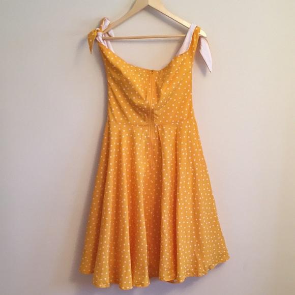 NWOT Yellow Polka Dot Dress - Picture 6 of 9